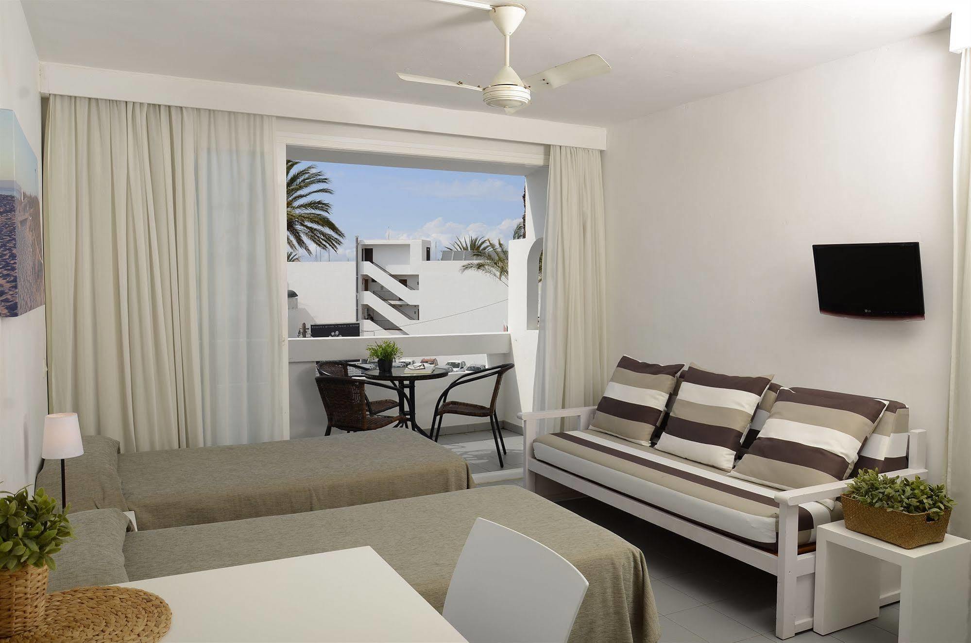 Apartamentos Sabina Playa La Savina  Extérieur photo